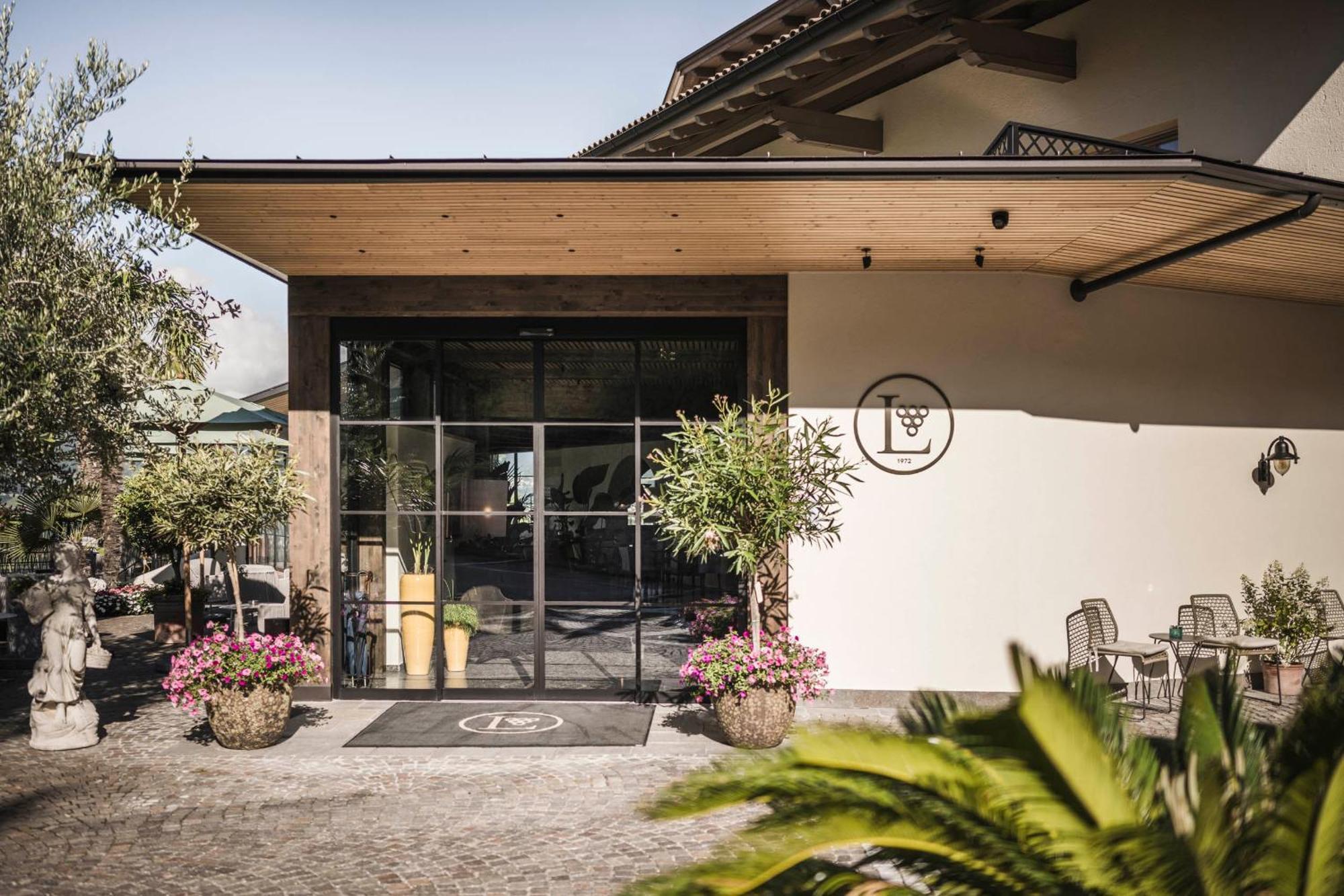 Hotel Lagrein Schenna Exterior foto